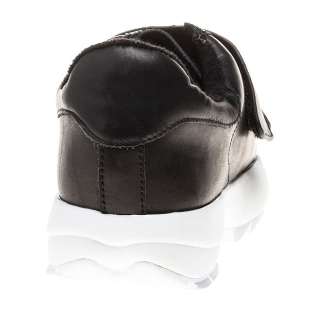 5de66a362f4443529783e258b26582e6