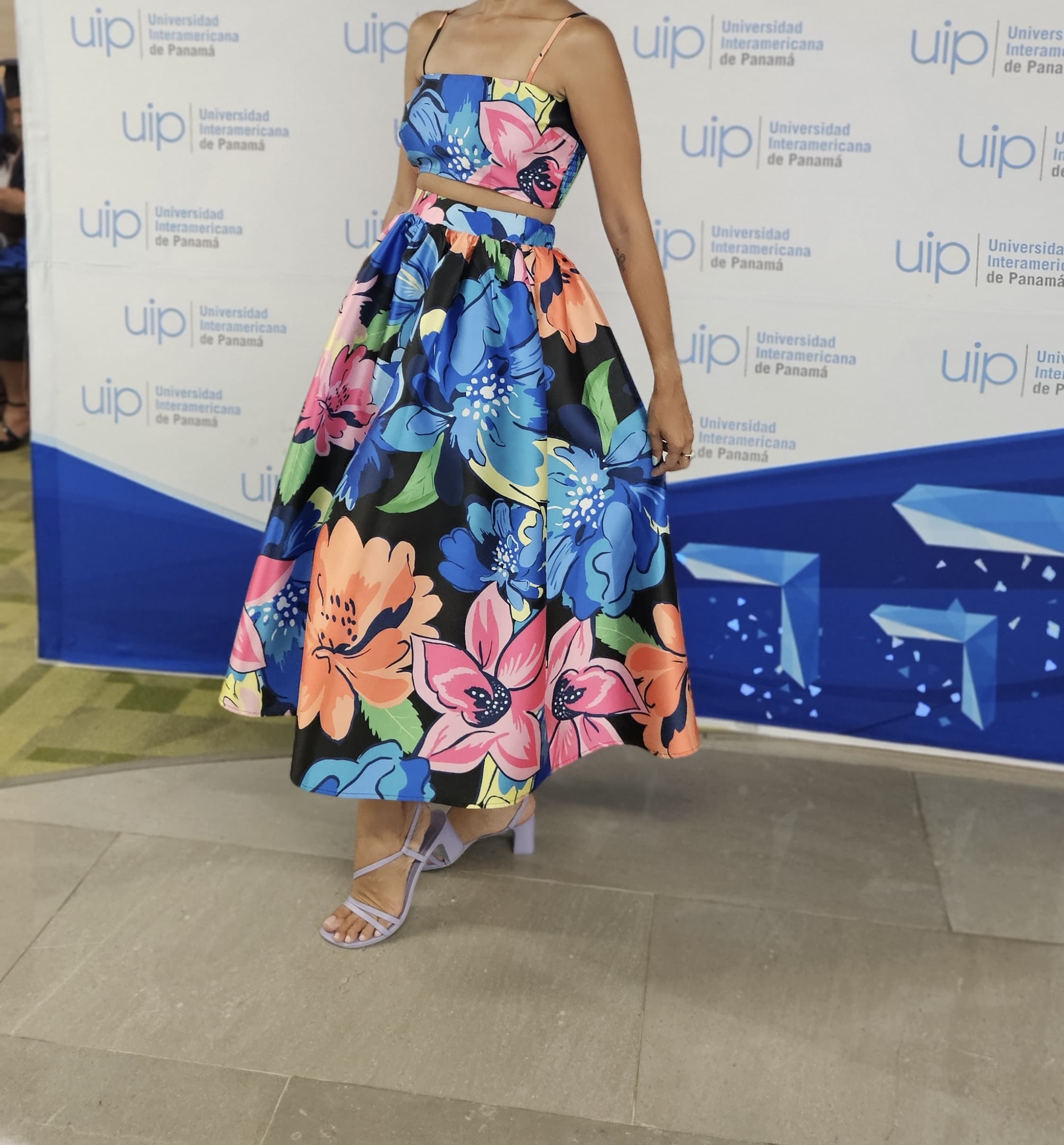 8afd972b-7632-49d6-8916-1dc2b7e0a9d8